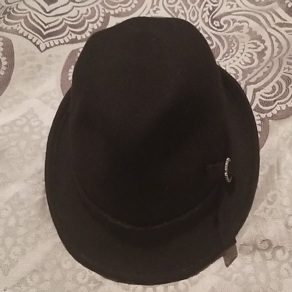 Fedora hat